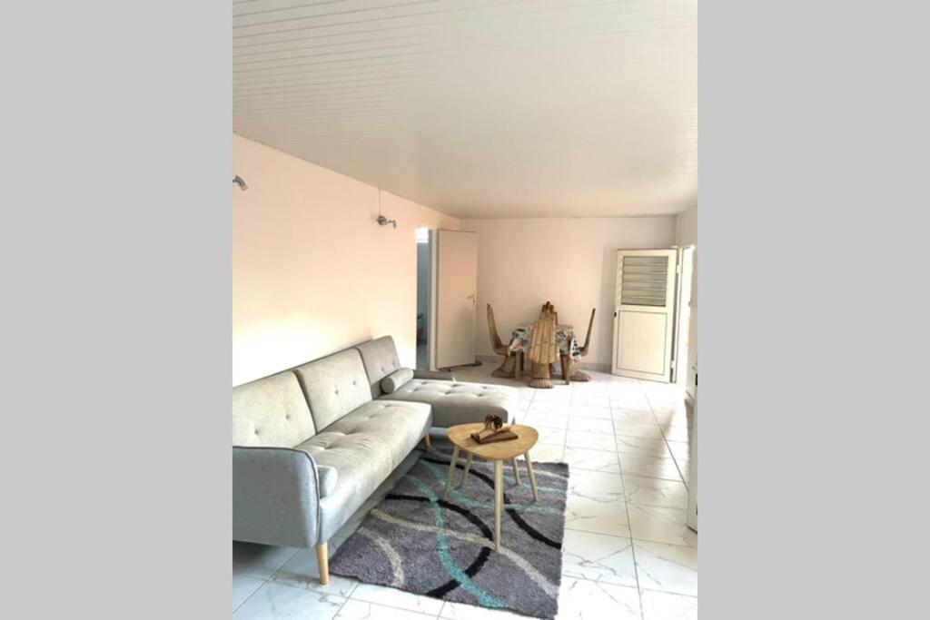 Apartamento Maénorah 30s de la belle plage Carbetienne Le Carbet Exterior foto